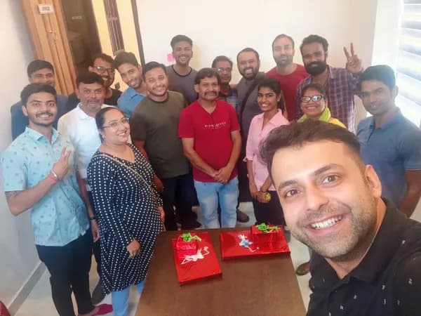 GILM student batch with certificates