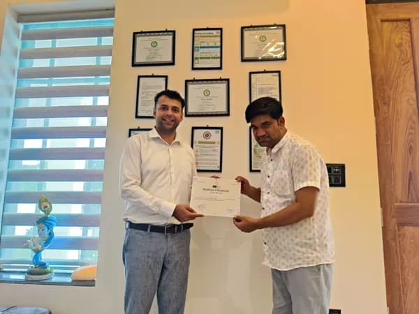 GILM student batch with certificates